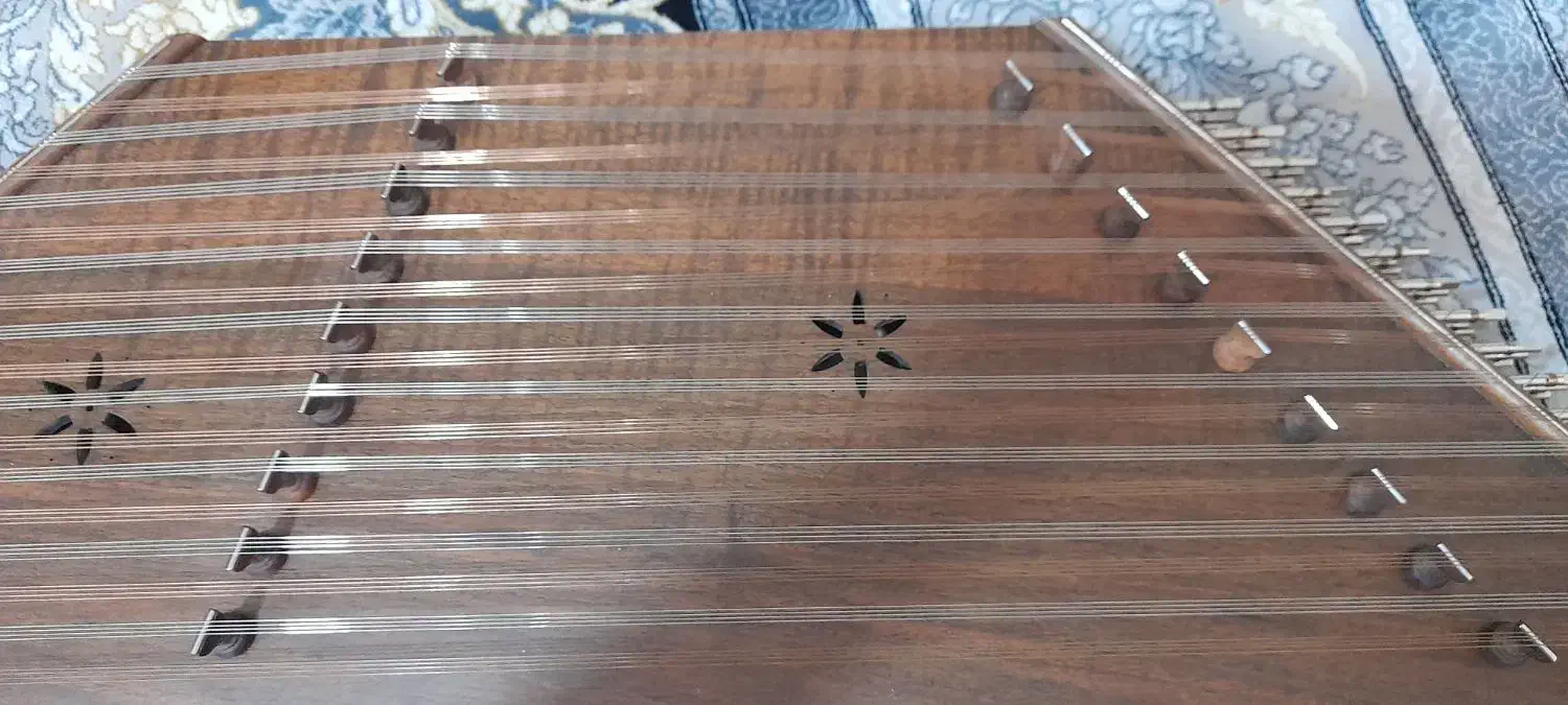 سنتور حمید موسوی|سازهای سنتی|گراش, |دیوار