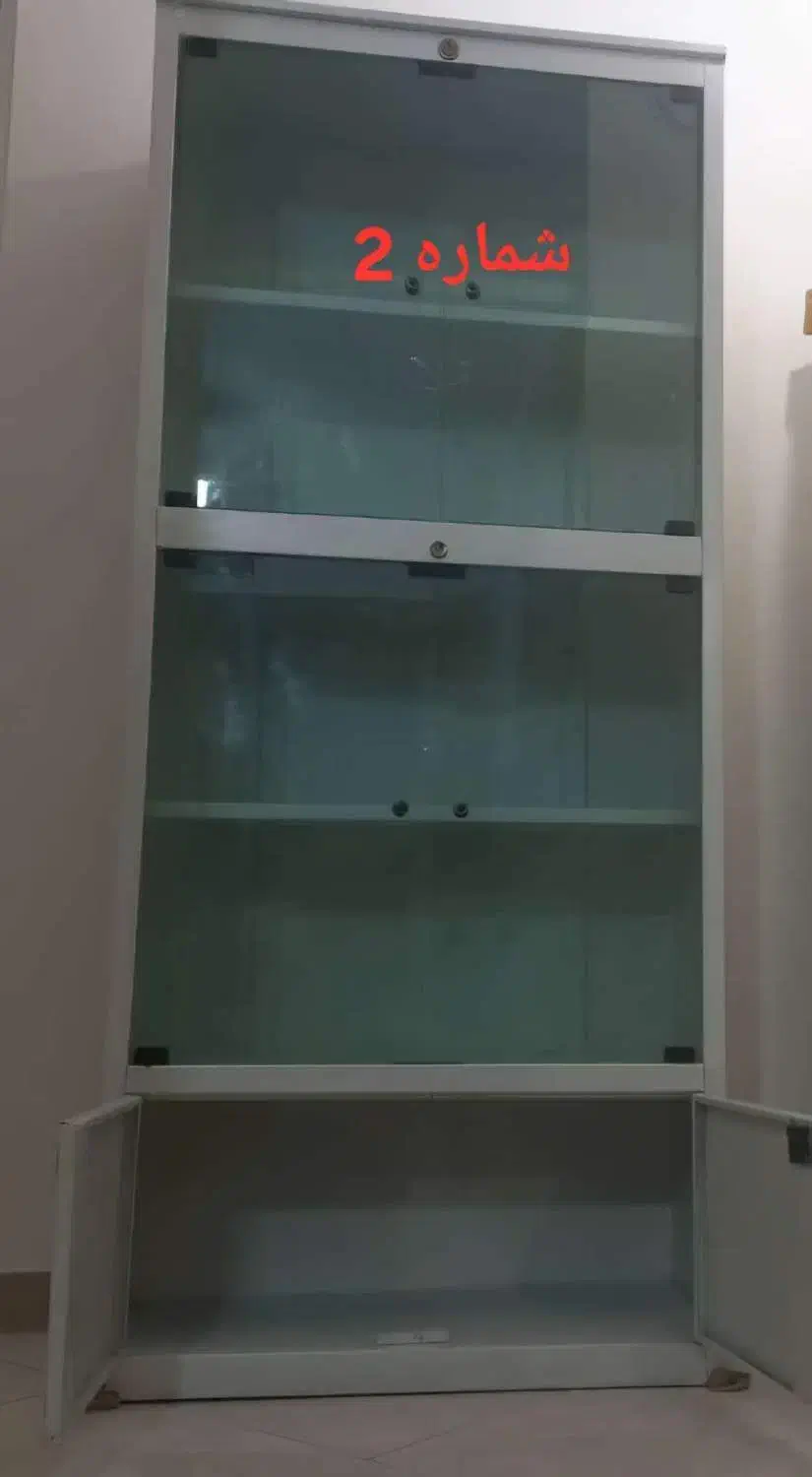 کتابخانه فلزی کمد دار|کتابخانه، شلف، قفسههای دیواری|تهران, مجیدآباد|دیوار