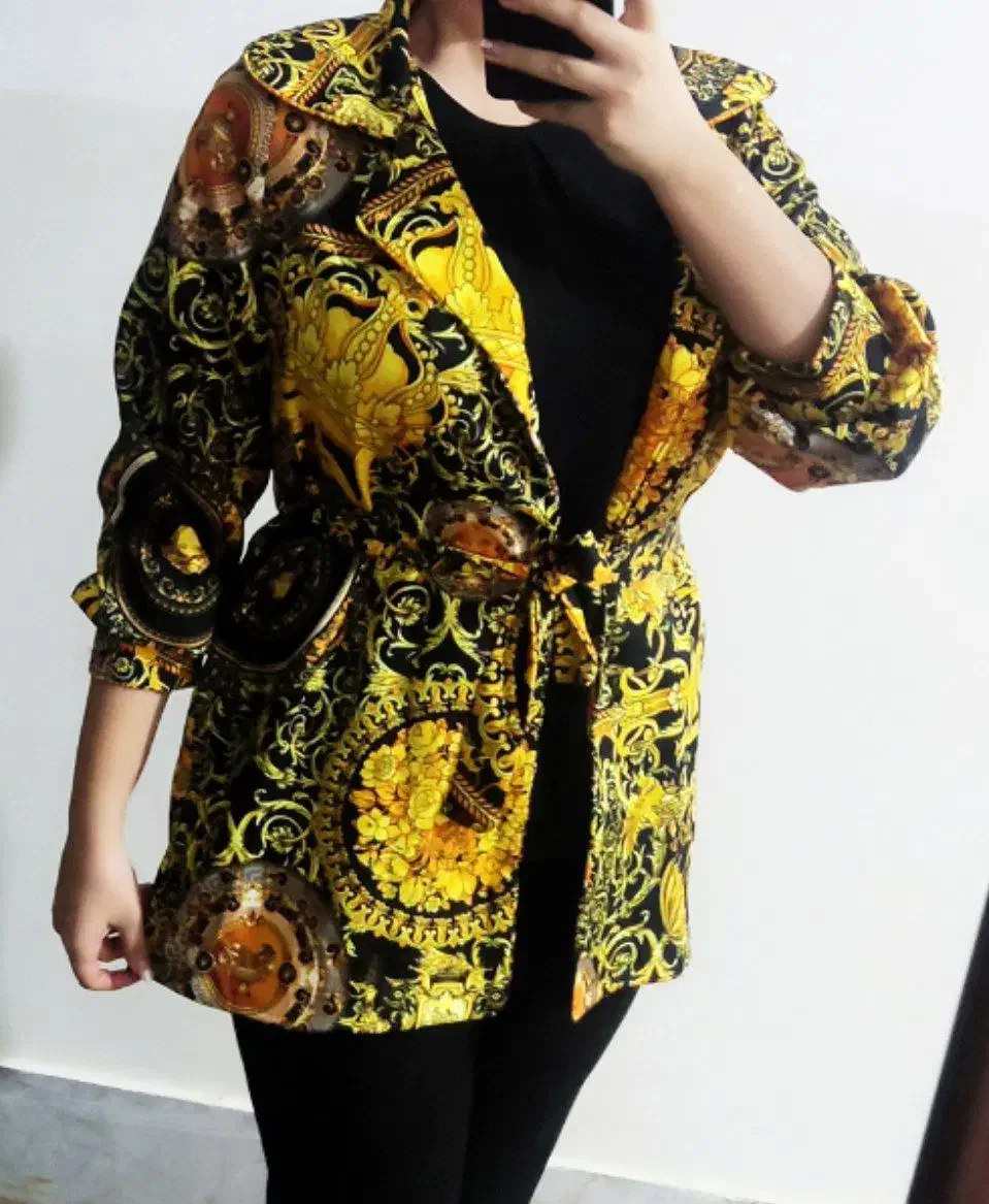 مانتو زنانه|لباس|صدرا-فارس, فاز ۱|دیوار