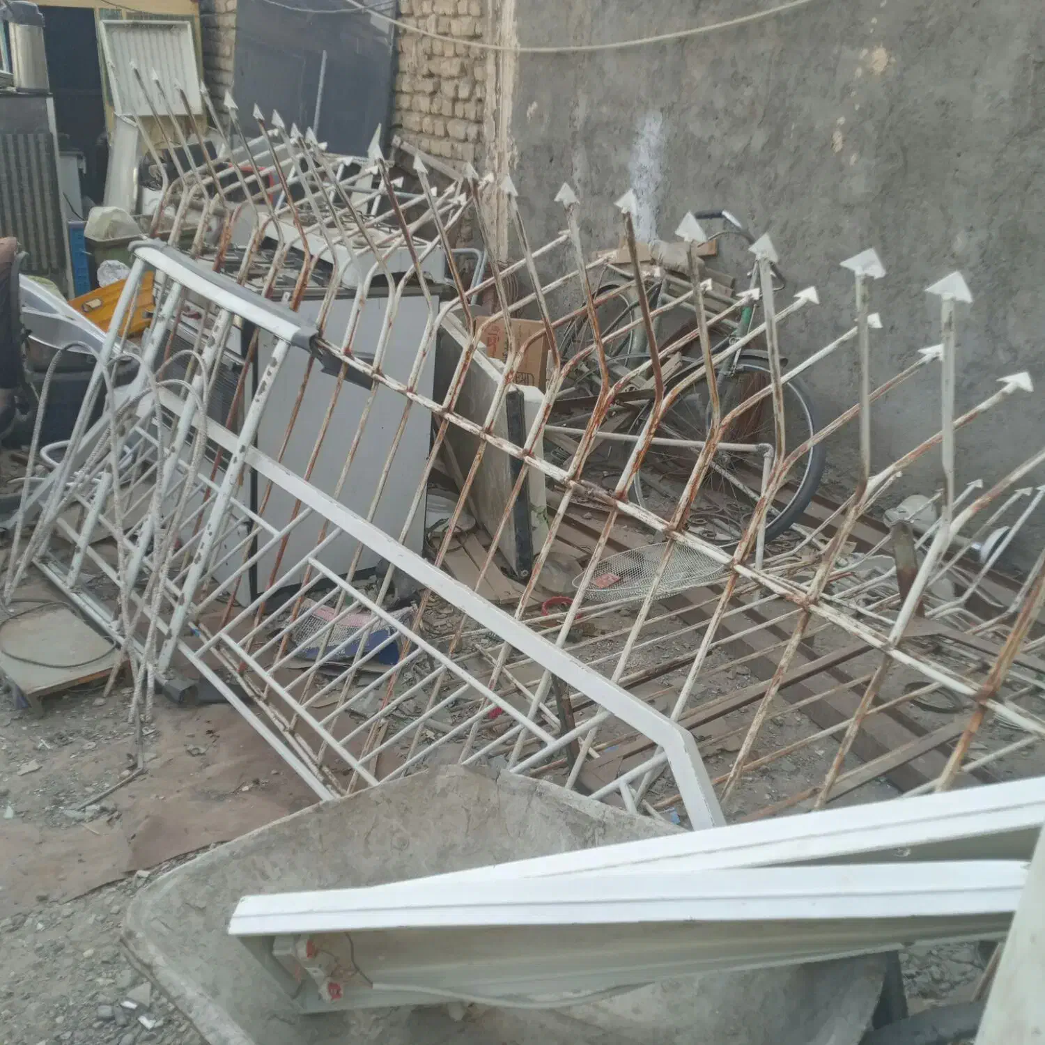 خریدفروش.ضایعات.اهن|عمده‌فروشی|مشهد, هفده شهریور|دیوار