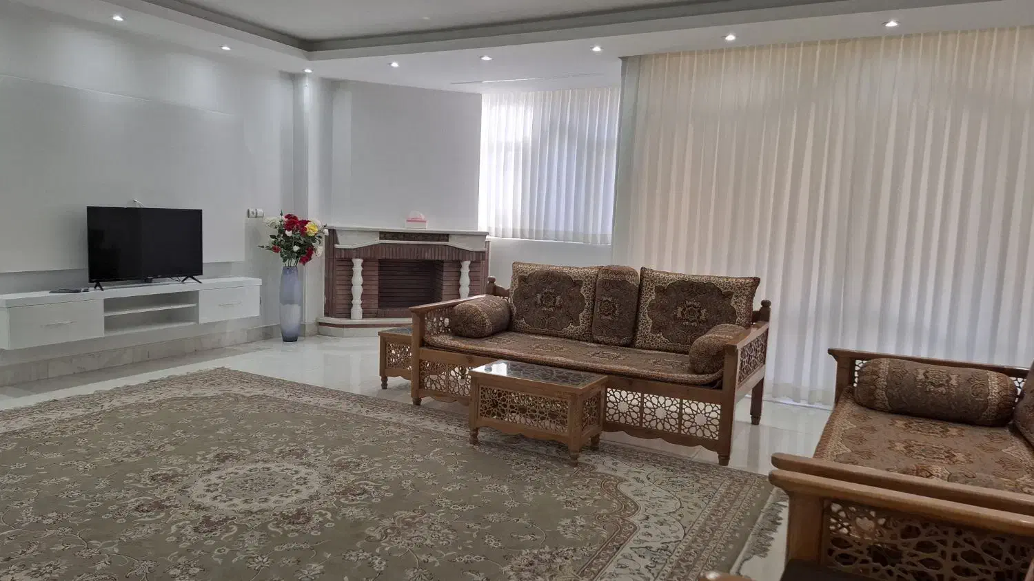 اجاره کوتاه مدت منزل پل خواجو|اجارهٔ کوتاه‌مدت آپارتمان و سوئیت|اصفهان, خواجو|دیوار