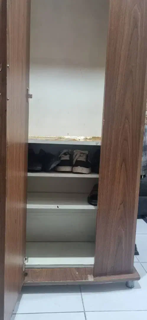 جای کفشی جا لباسی تمیز سالم|جاکفشی، کمد، دراور|محمدشهر, شهرک پیام (مهرالبرز)|دیوار