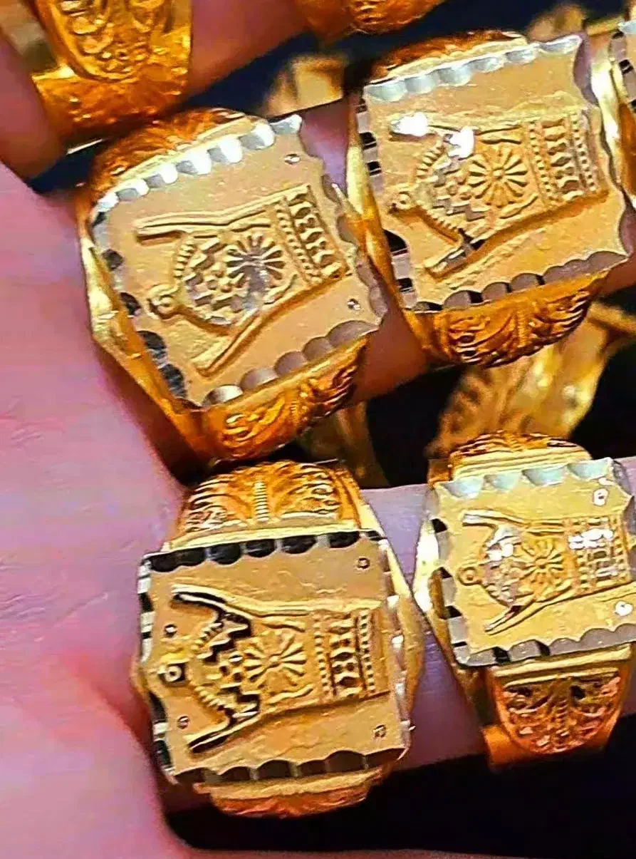 انگشتر طلا و زنجیر طلا و تک دست طلا و مدال طلا|جواهرات|عسلویه, |دیوار