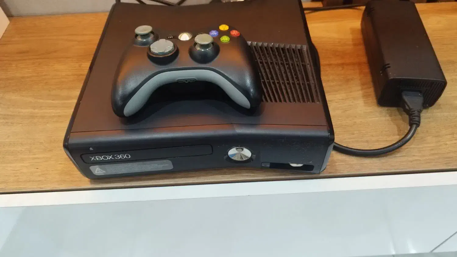 ایکس باکس ۳۶۰ اسلیم|کنسول، بازی ویدئویی و آنلاین|لاهیجان, حاجی آباد|دیوار