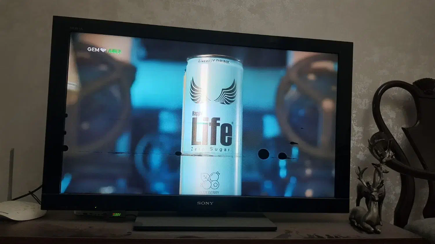 تعدادی وسیله|تلویزیون و پروژکتور|همدان, |دیوار