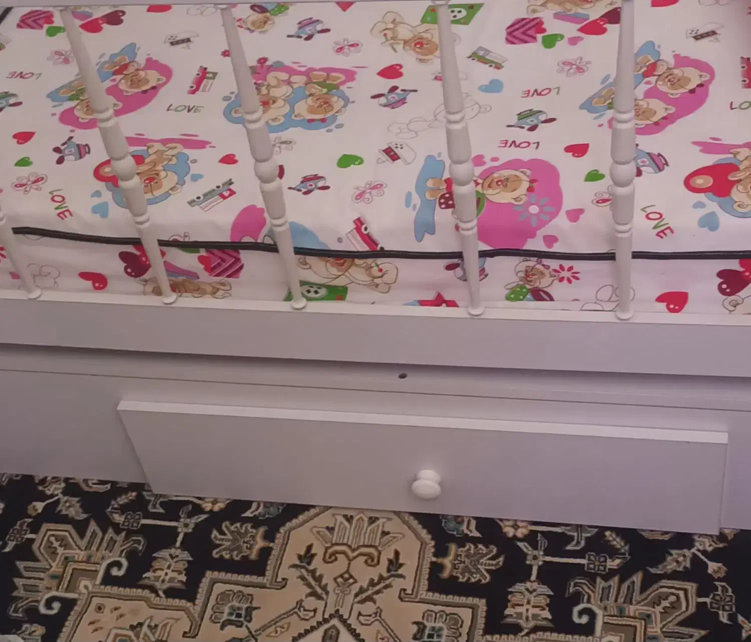 تخت|تخت و صندلی بچه|نهاوند, |دیوار