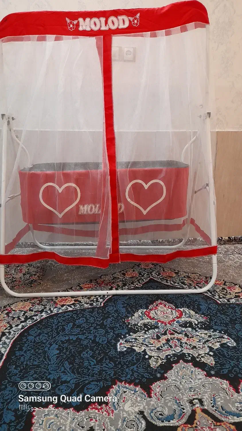 گهواره نوزاد|تخت و صندلی بچه|مشهد, طبرسی شمالی|دیوار