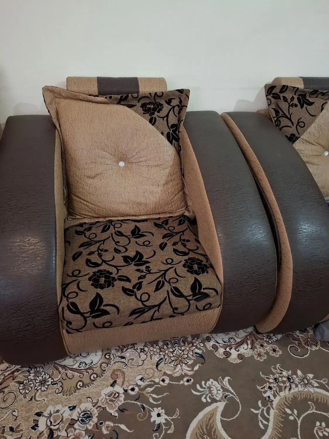 مبل 7 نفره|مبلمان خانگی و میز عسلی|شهرکرد, |دیوار