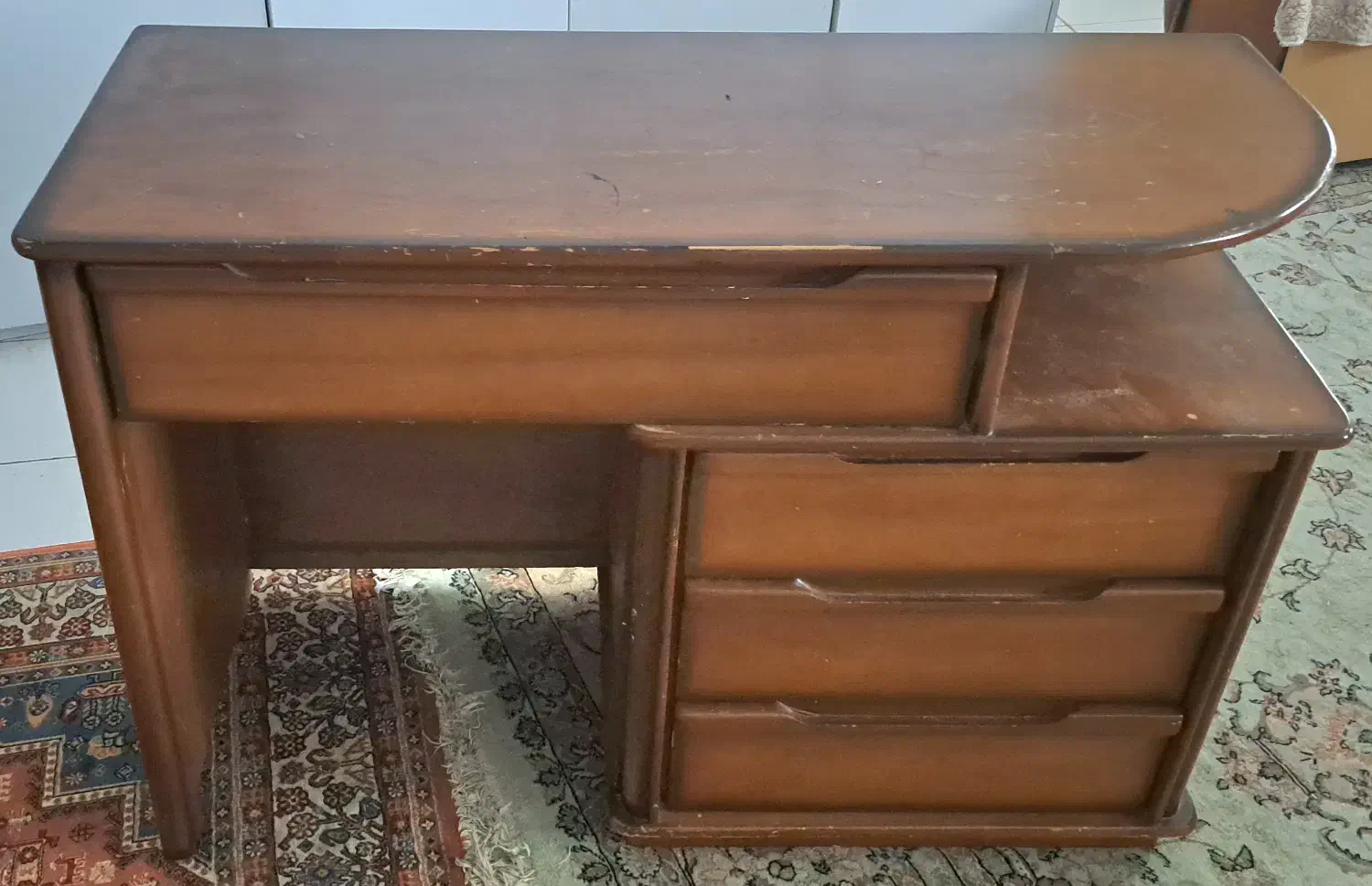 میز چوبی|میز تحریر و کامپیوتر|لاهیجان, شقایق|دیوار