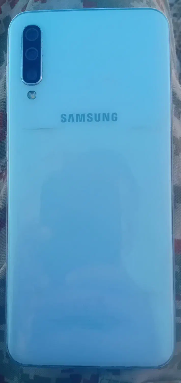 گوشی ا۵۰|موبایل|کازرون, |دیوار