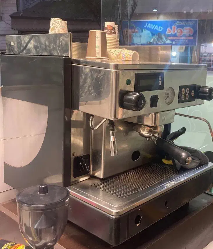 فروش دستگاه اسپرسو فوری|کافی‌شاپ و رستوران|رشت, یخسازی|دیوار