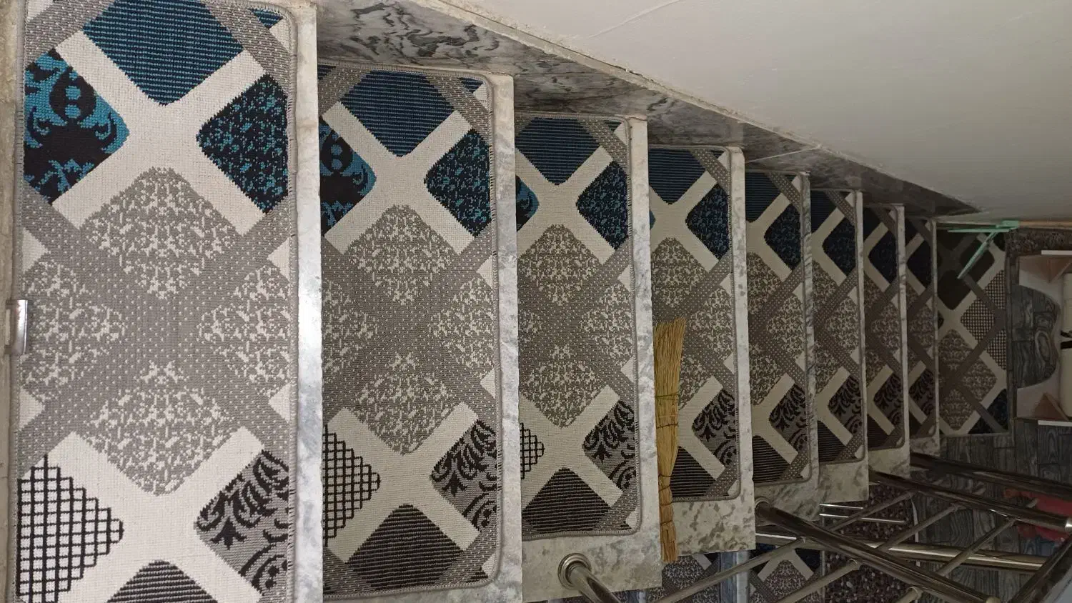 روپله ای|پادری|کرمانشاه, |دیوار