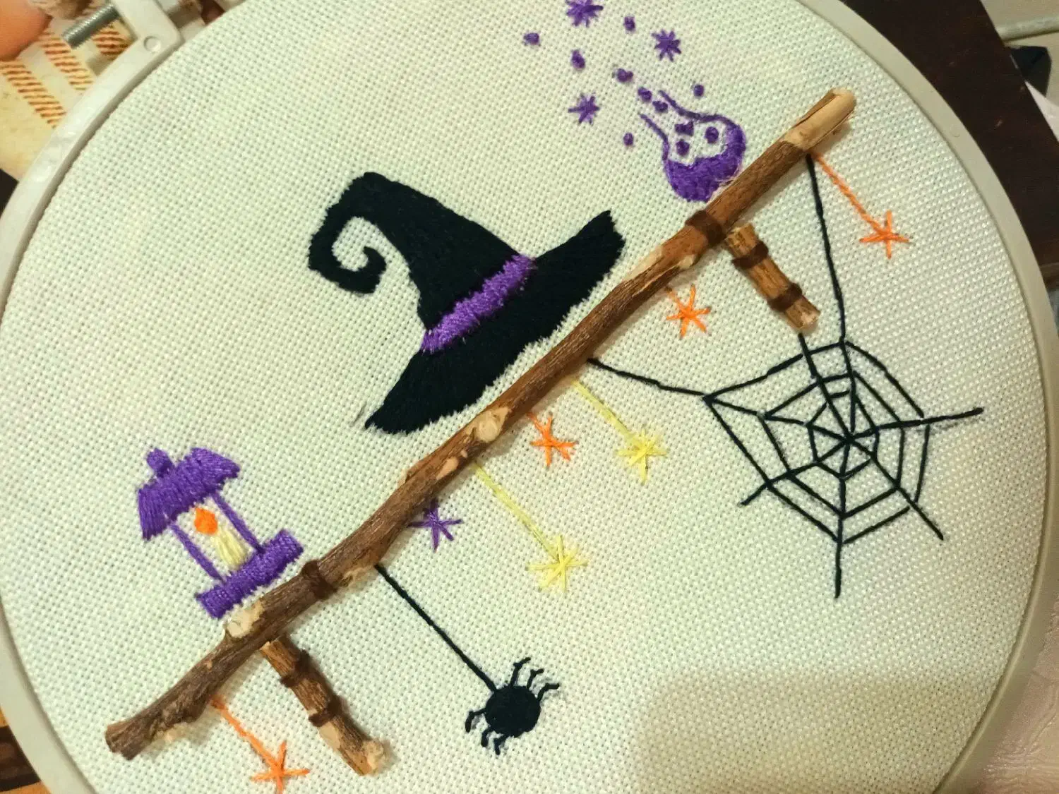 تابلو  گلدوزی|صنایع دستی و سایر لوازم تزئینی|بندر انزلی, کارآموزی|دیوار