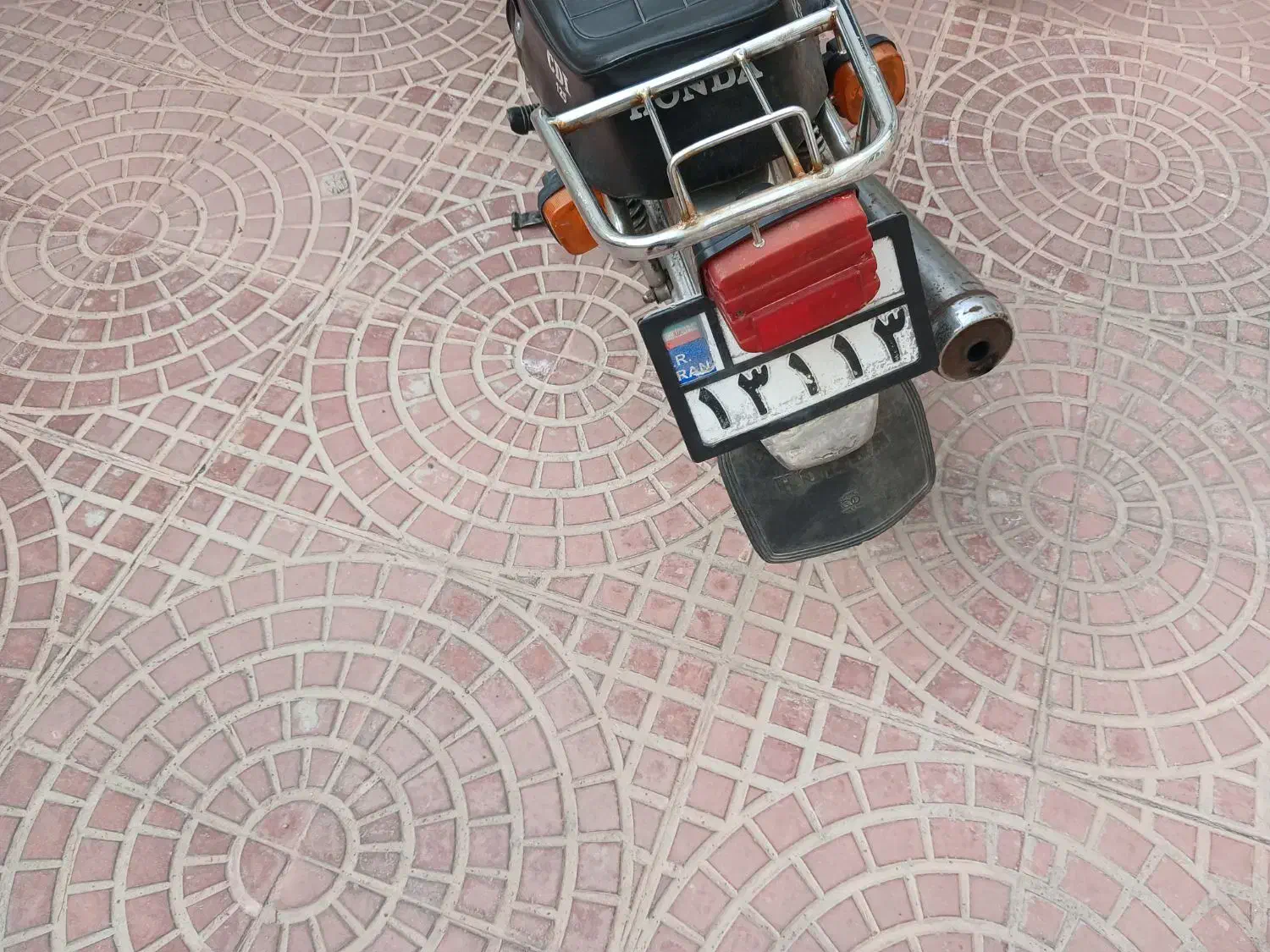 موتورسیکلت مدل82|موتورسیکلت|اراک, |دیوار