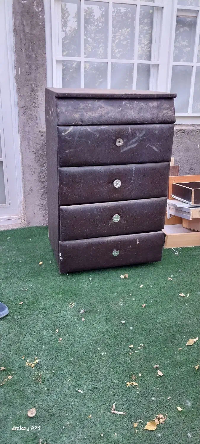 تعدادی وسایل منزل به فروش میرسد قیمت توافقی|تخت و سرویس خواب|بم, |دیوار