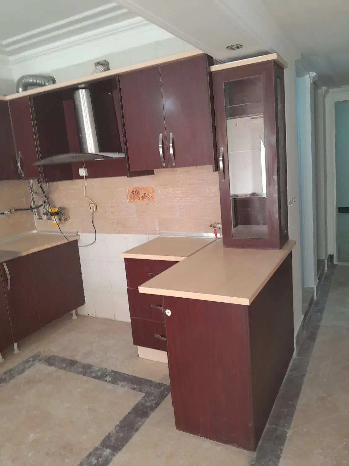 کابینت آشپزخانه|مصالح و تجهیزات ساختمان|قم, دروازه چوبی|دیوار