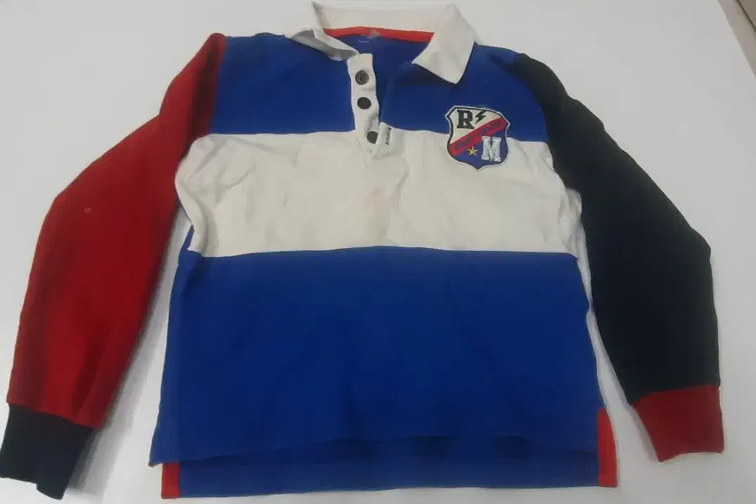 لباس بچگانه|کفش و لباس بچه|سروستان, |دیوار