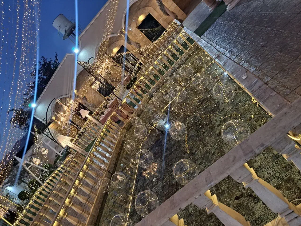 گل آرایی،بادکنک آرایی،اتش بازی،برگزاری مراسمات و.|خدمات پذیرایی، مراسم|کرج, کوی کارمندان شمالی|دیوار