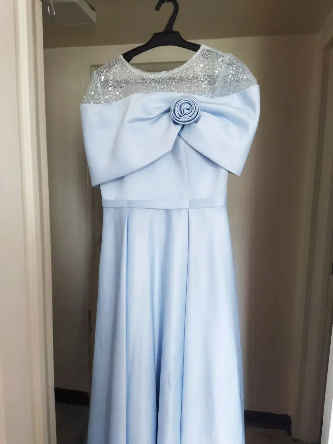 لباس مجلسی|لباس|بابل, |دیوار