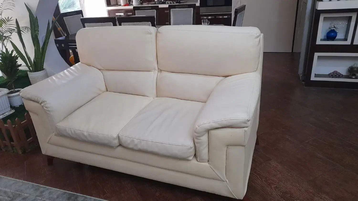 مبل ۷نفره چرمی لیمویی کمرنگ|مبلمان خانگی و میز عسلی|قائمشهر, |دیوار