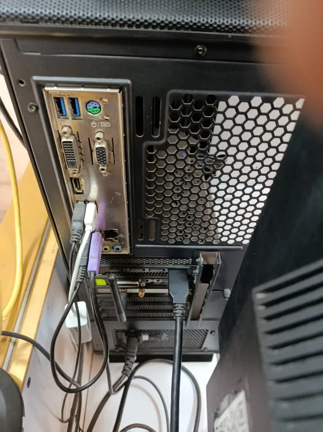 کیس گیمینگ DDR4|رایانه رومیزی|نسیم‌شهر, |دیوار