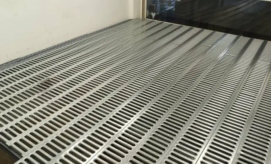 قفسه /بالکن پیش ساخته/نیم طبقه|فروشگاه و مغازه|تهران, حسنآباد|دیوار