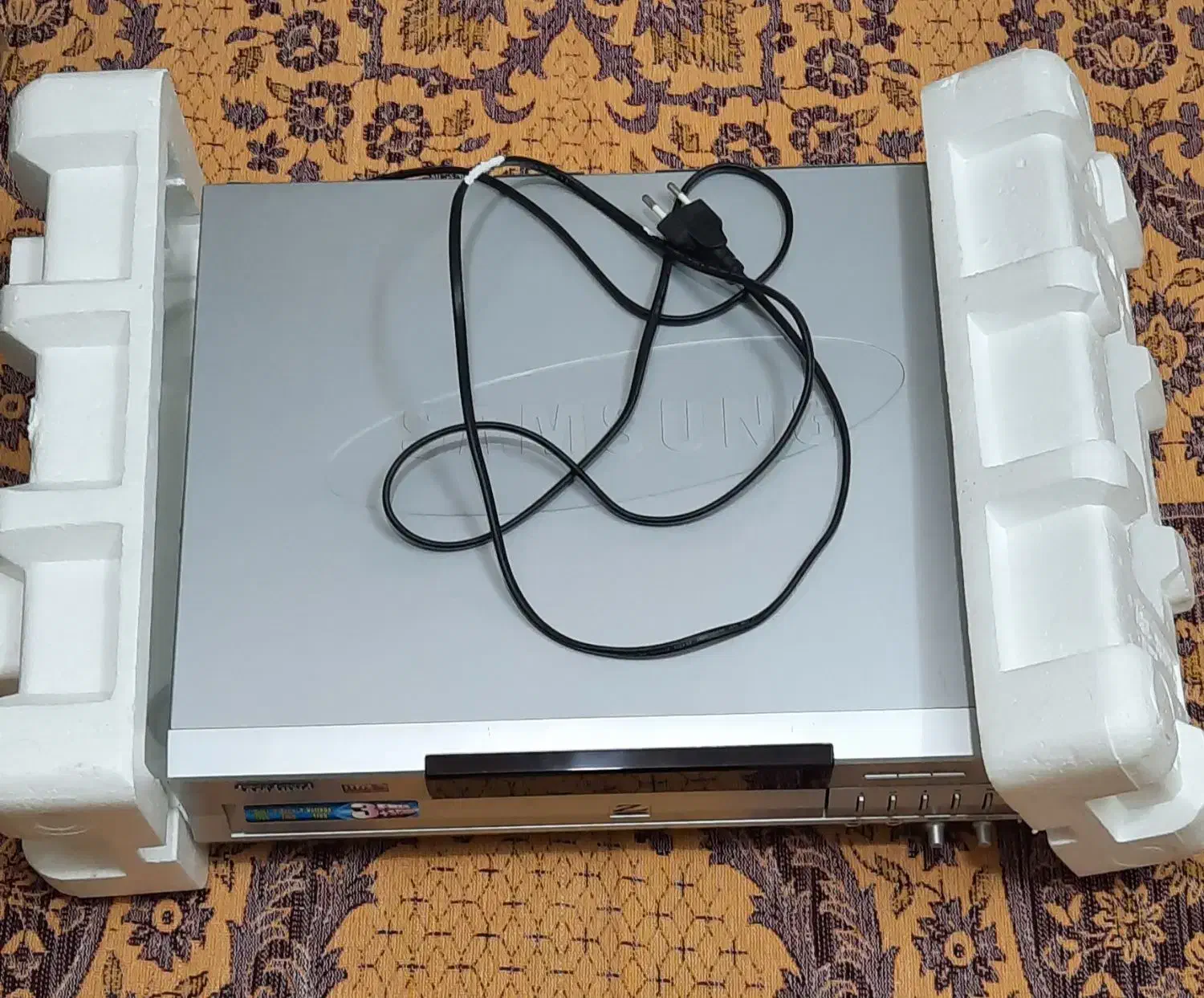 دستگاه سی دی|پخش‌کننده DVD و ویدیو|قم, زاویه|دیوار