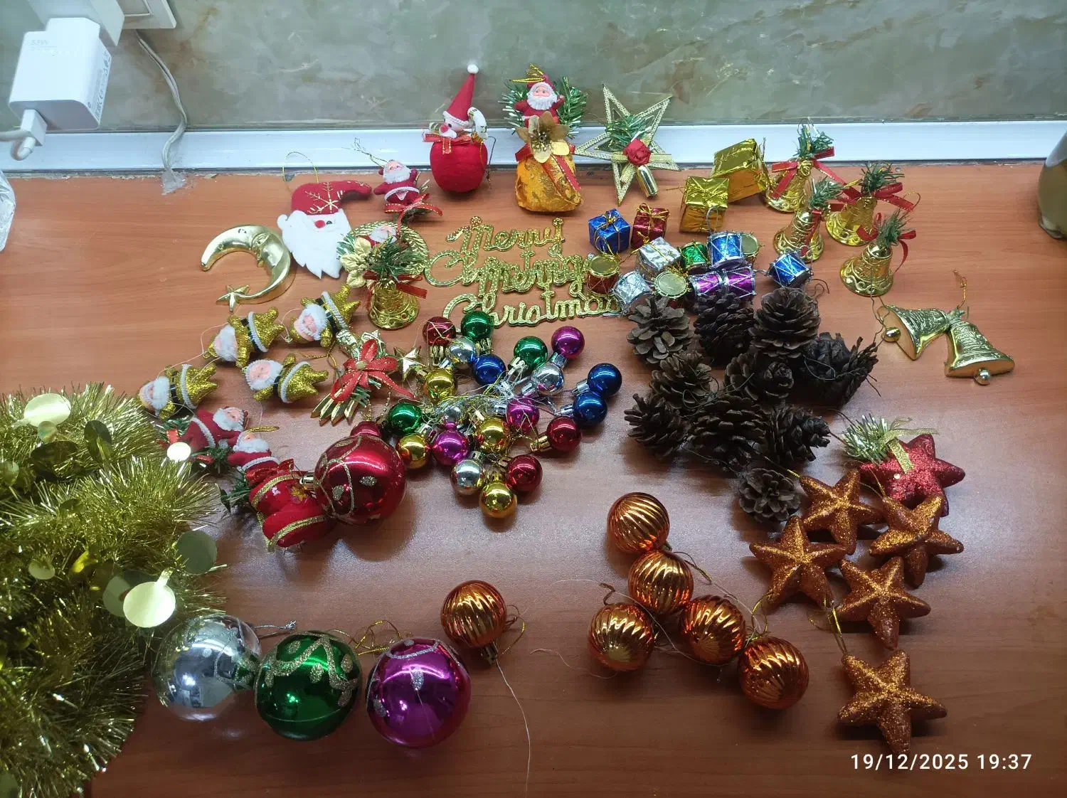 لوازم کامل کریسمس بابا نوئل|صنایع دستی و سایر لوازم تزئینی|تهران, شهرک ولیعصر جنوبی|دیوار