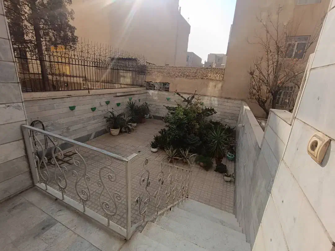 ۱۱۰متر تک واحدی فول غربیها