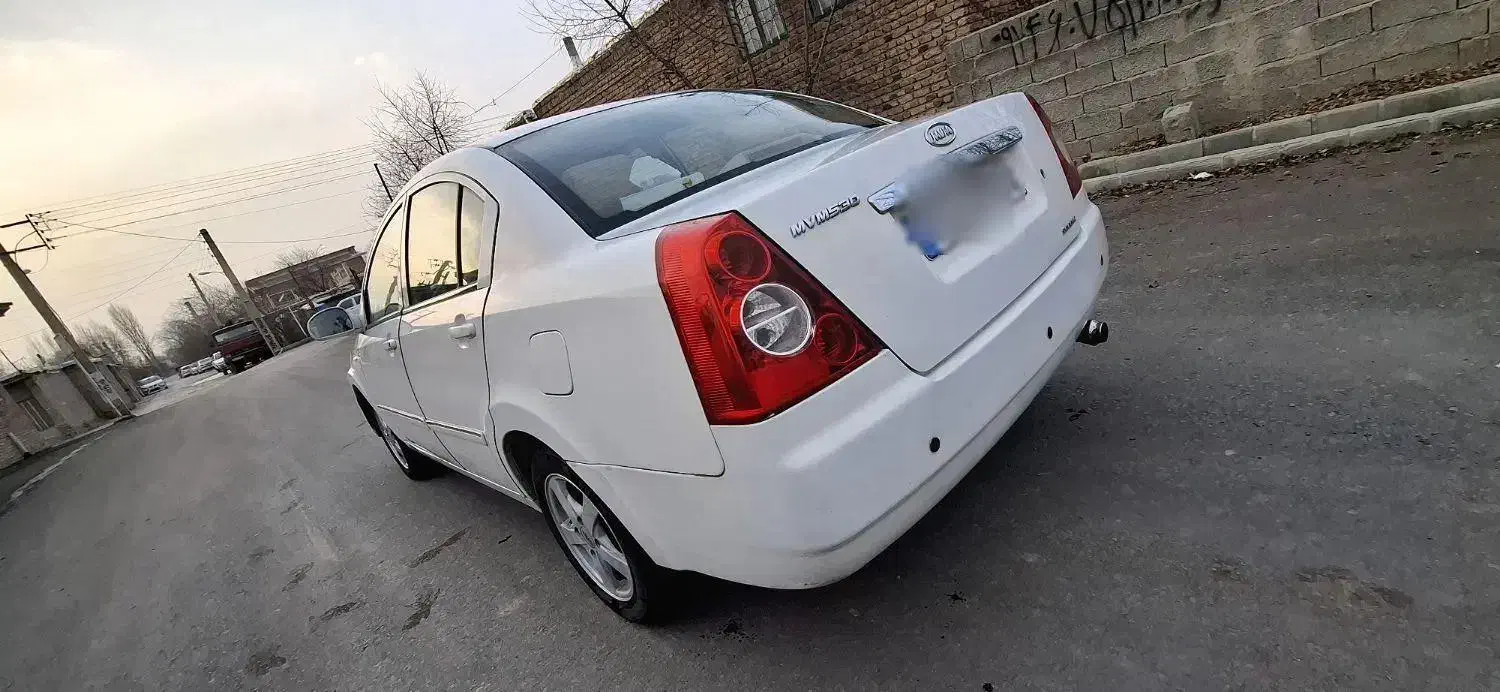 ام وی ام ۵۳۰|خودرو سواری و وانت|ارومیه, |دیوار