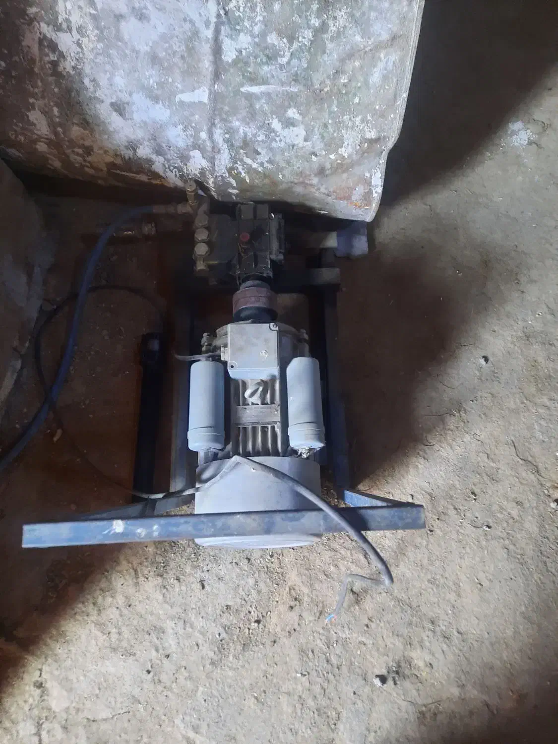 کارواش کامل تک فاز بسیارقوی|ماشین‌آلات صنعتی|بروجرد, |دیوار