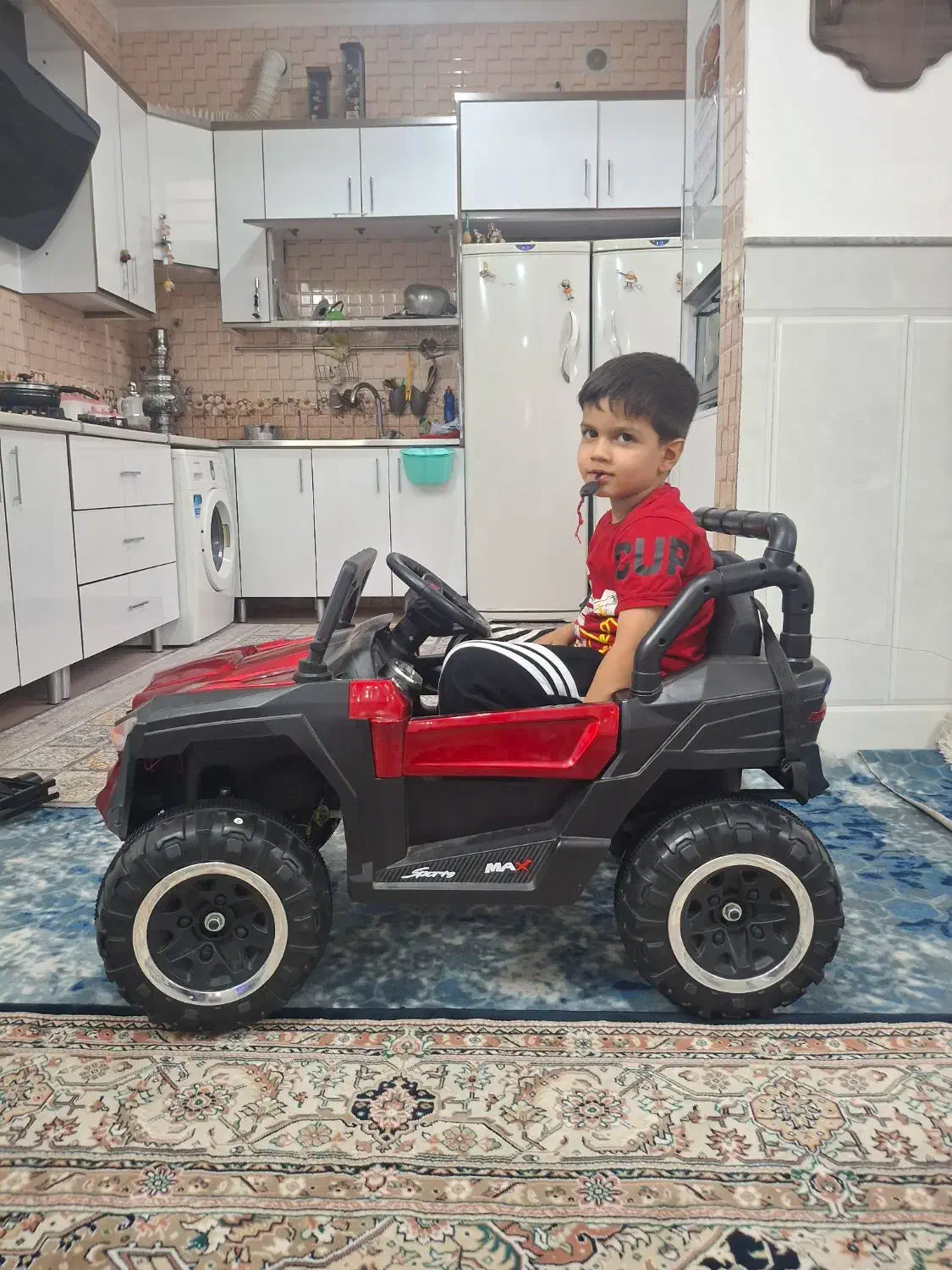 ماشین شارژی|اسباببازی بچه|قم, نیروگاه|دیوار