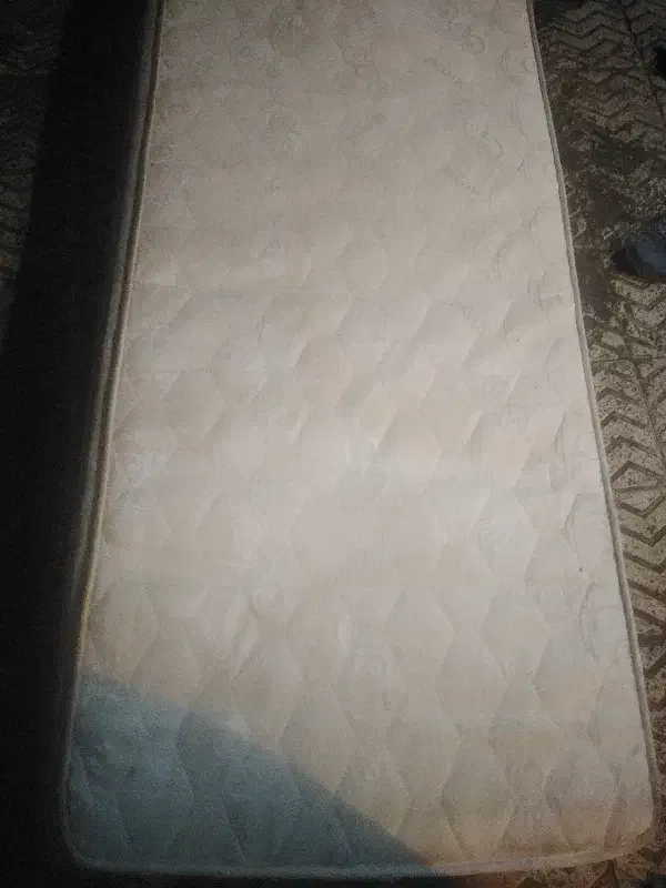فروش9ش تشک رویال دست دوم ولکن سالم|تشک تختخواب|تهران, کیانشهر|دیوار