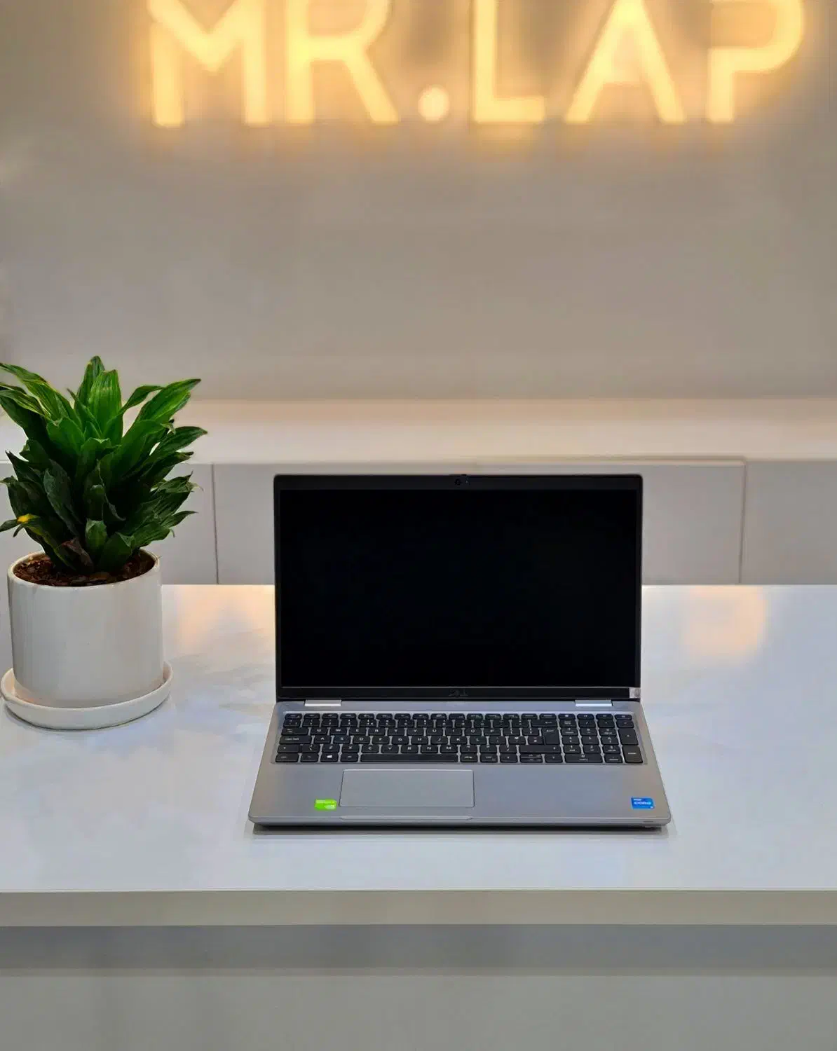 لپتاپ Dell 3561 گیمینگ 12هسته نسل11 گرافیک 4 رم 32|رایانه همراه|شیراز, عفیف‌آباد|دیوار