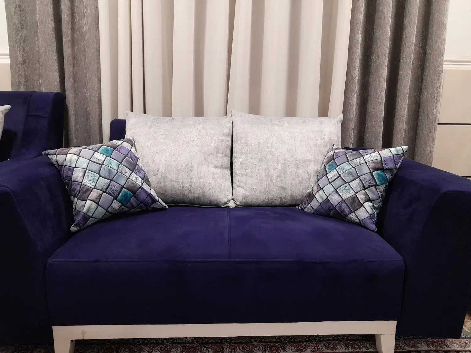 مبل ۷ نفر چوب روس در حد نو|مبلمان خانگی و میز عسلی|بهبهان, |دیوار