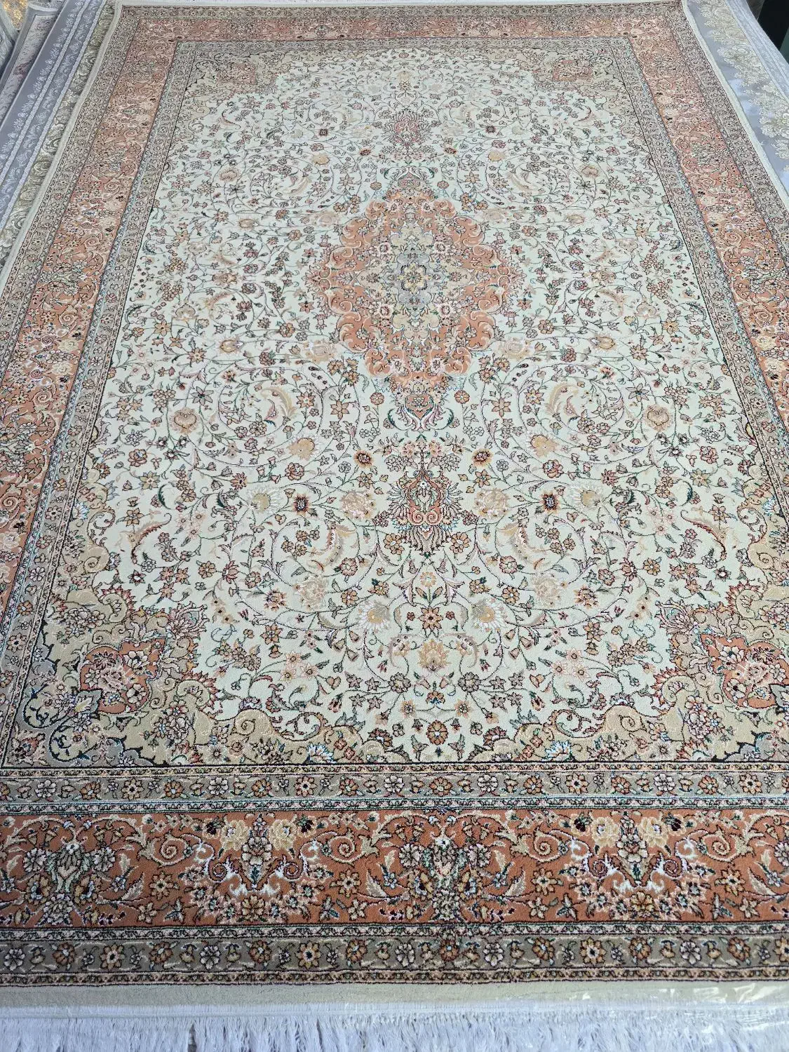 ۴تخته۶متری۷۰۰شانه۲۵۵۰تراکم|فرش|مهاباد (آذربایجان غربی), |دیوار