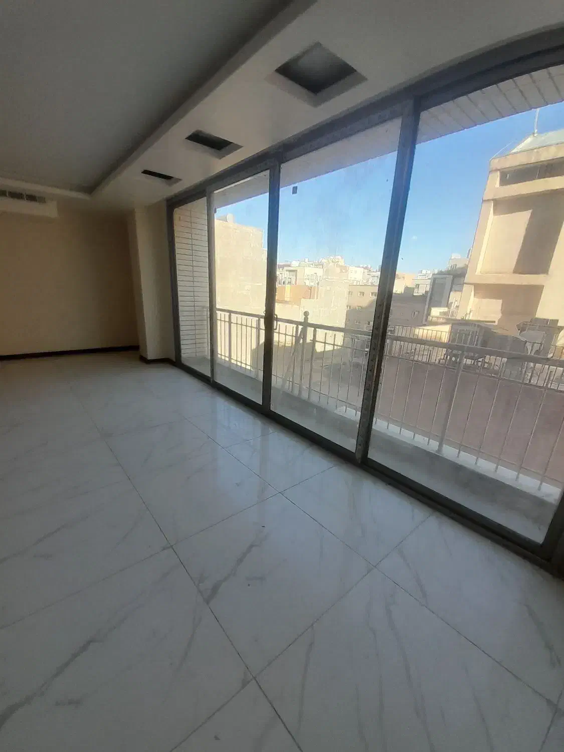 آپارتمان ۱۶۵ متری شهرک نگین یا معاوضه|فروش آپارتمان|اصفهان, صدف|دیوار