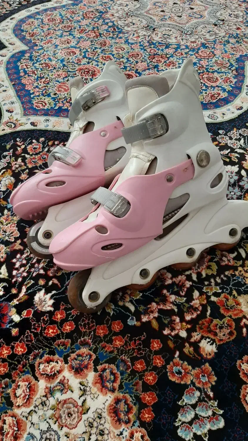 اسکیت سایز ۳۸ تا ۴۳|دوچرخه، اسکیت، اسکوتر|رباطکریم, نصیرشهر|دیوار