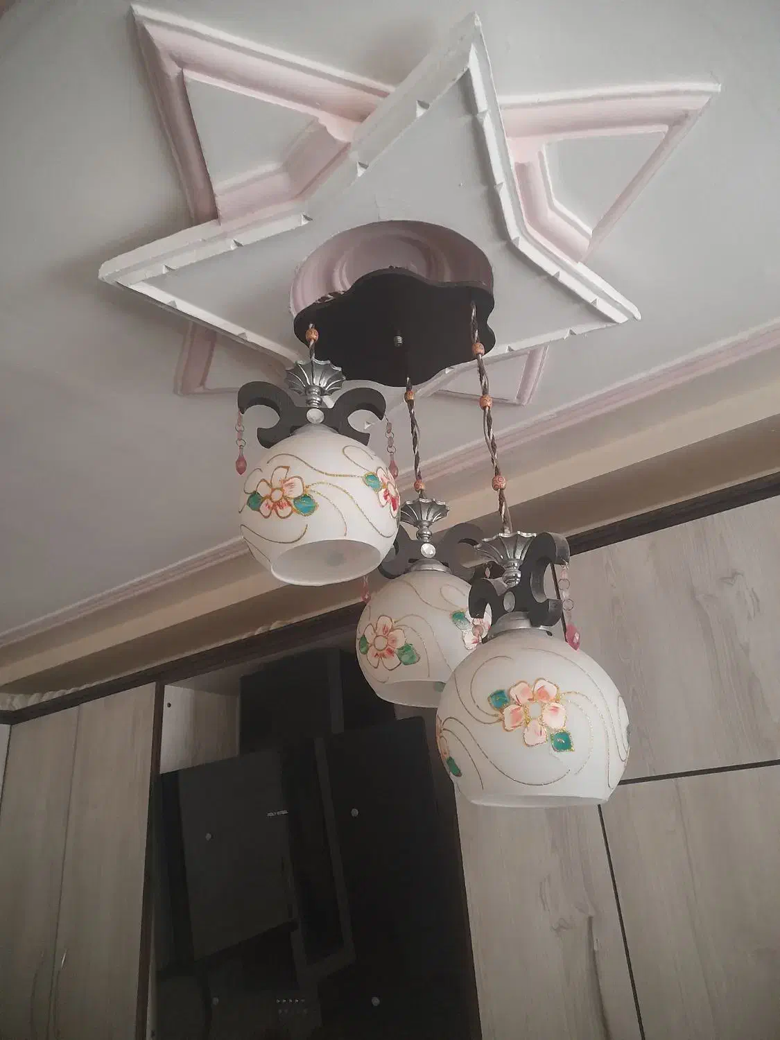 لوستر|لوستر و چراغ آویز|اسلام‌شهر, شهرک انبیا|دیوار