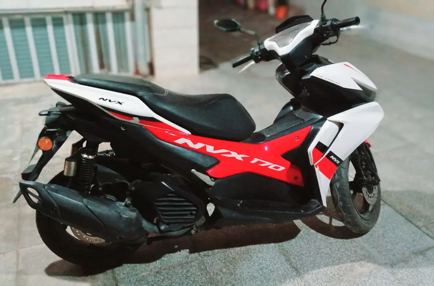 آیروکس 170|موتورسیکلت|زارچ, |دیوار