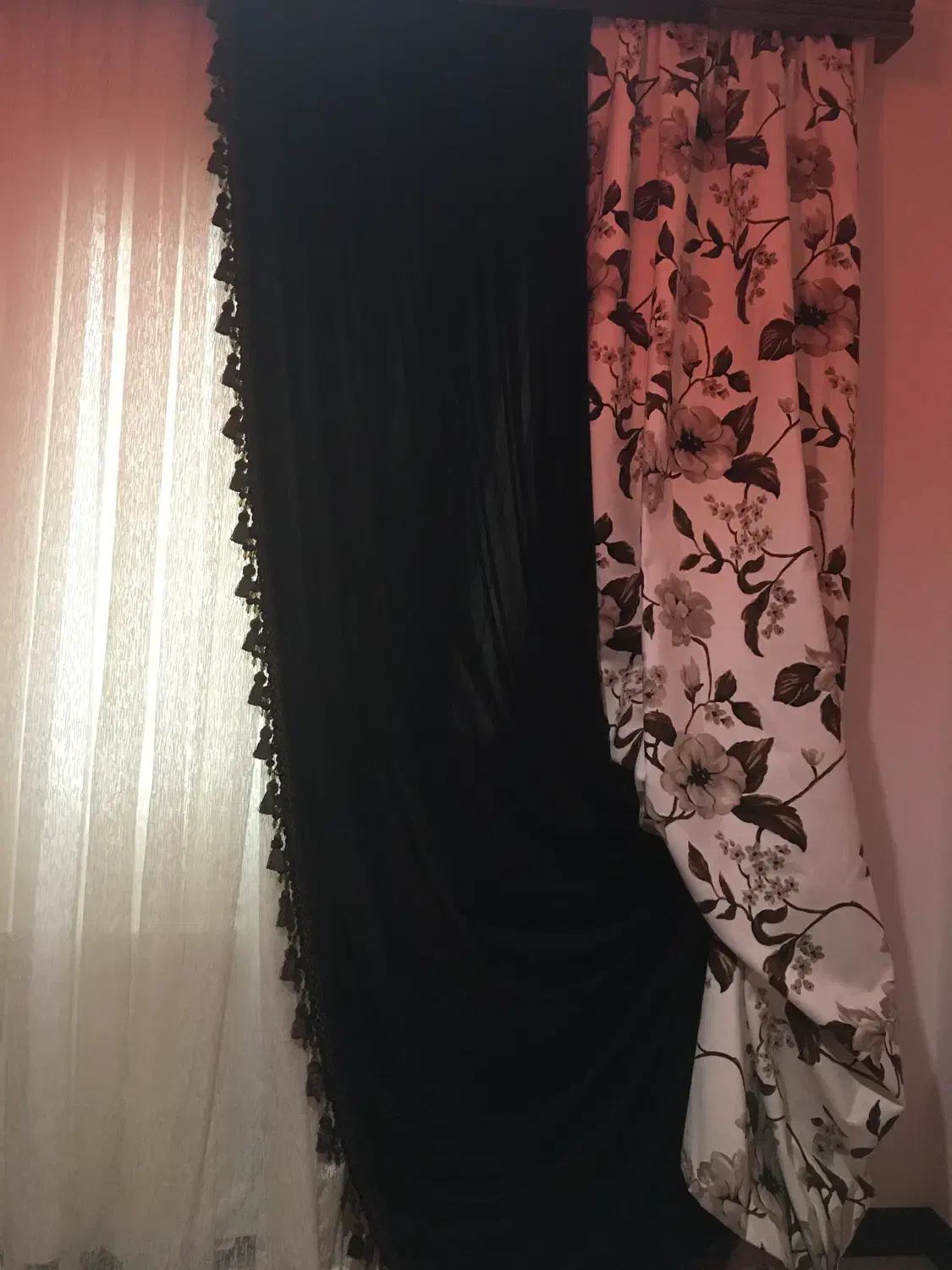 پرده|پرده، رانر، رومیزی|ساری, |دیوار