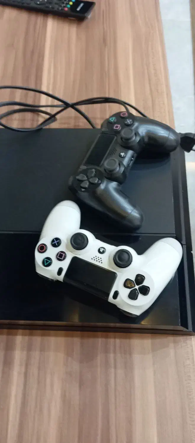 کپی خور دو دسته اورجینالps4|کنسول، بازی ویدئویی و آنلاین|شاهین دژ, |دیوار