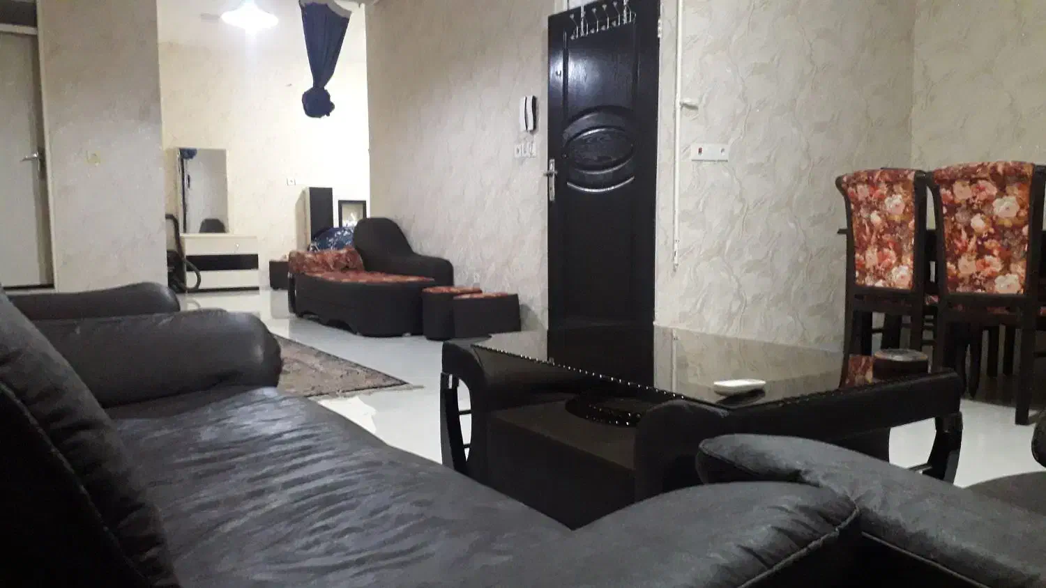 سویت اجاره ای در مرکز شهر|اجارهٔ کوتاه‌مدت آپارتمان و سوئیت|اهواز, نادری|دیوار