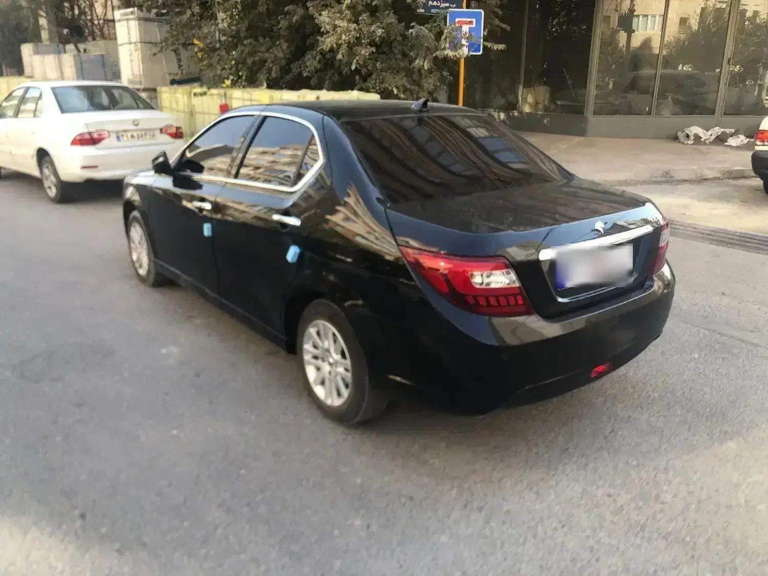 دنا پلاس بی رنگ به شرط|خودرو سواری و وانت|قم, بنیاد|دیوار