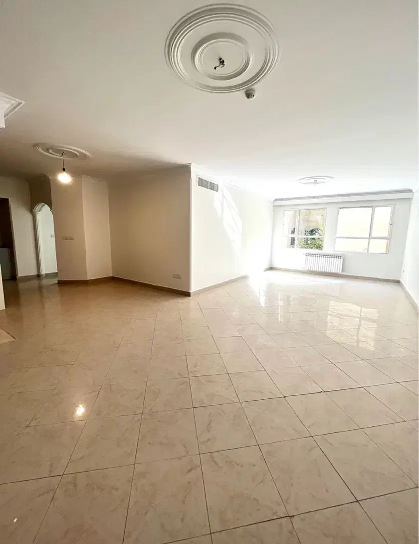 اجاره آپارتمان پاسداران۱۱۰متر/۲خواب/سالن جیم/جکوزی