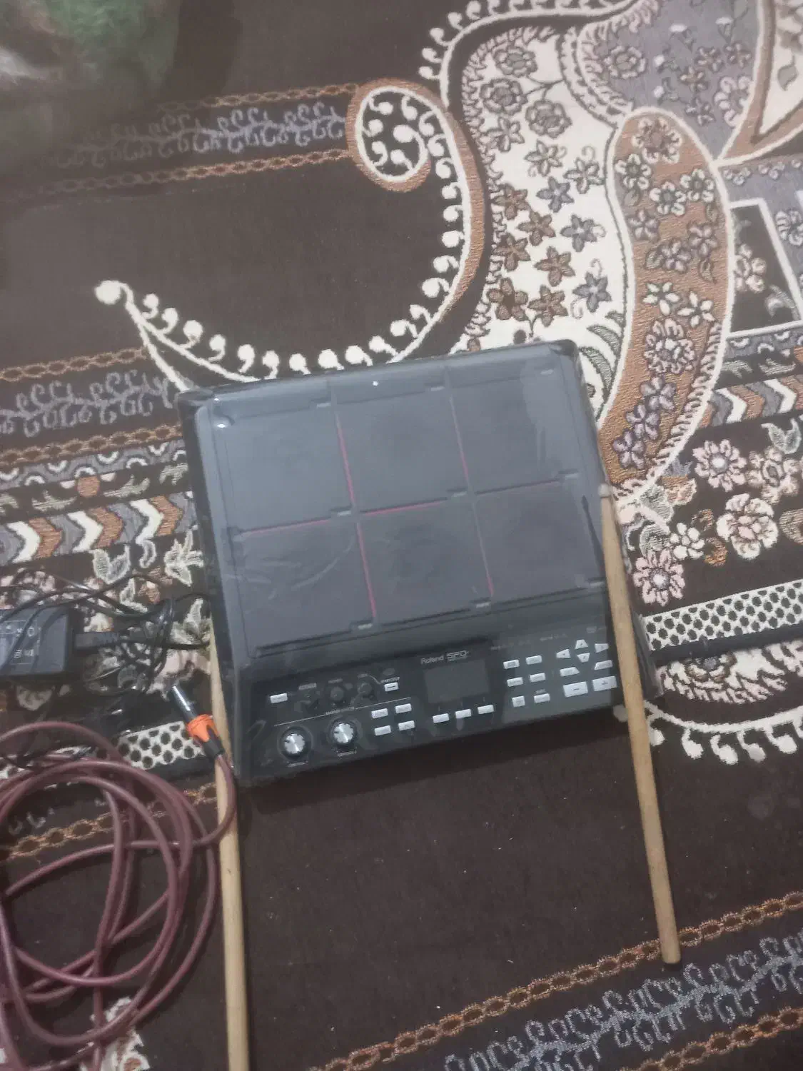 پرکاشن|درام و پرکاشن|اهواز, شریعتی جنوبی|دیوار