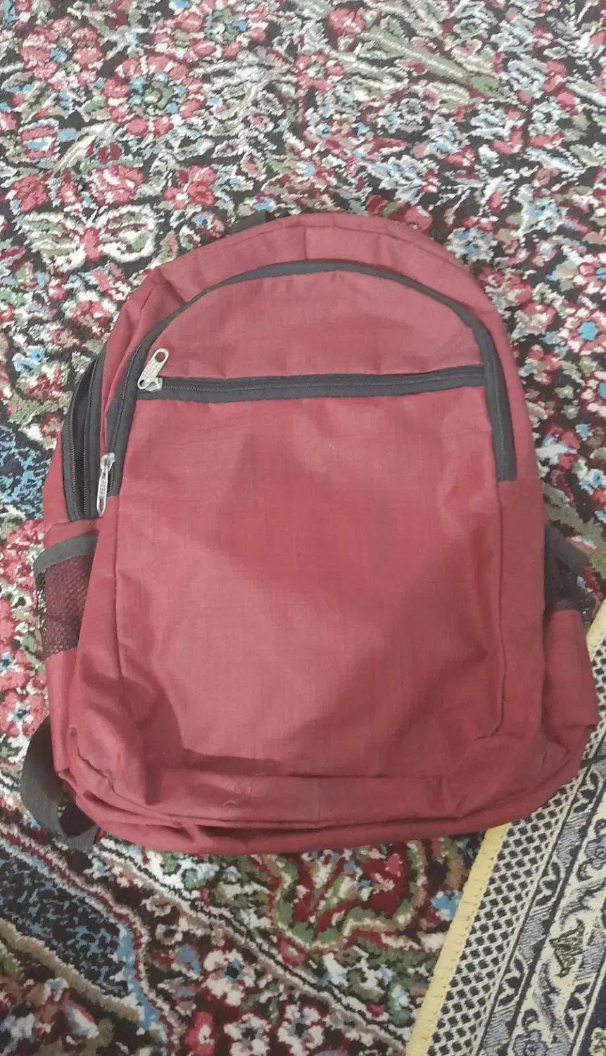 کیف مدرسه ایی|کیف، کفش، کمربند|کرمان, |دیوار