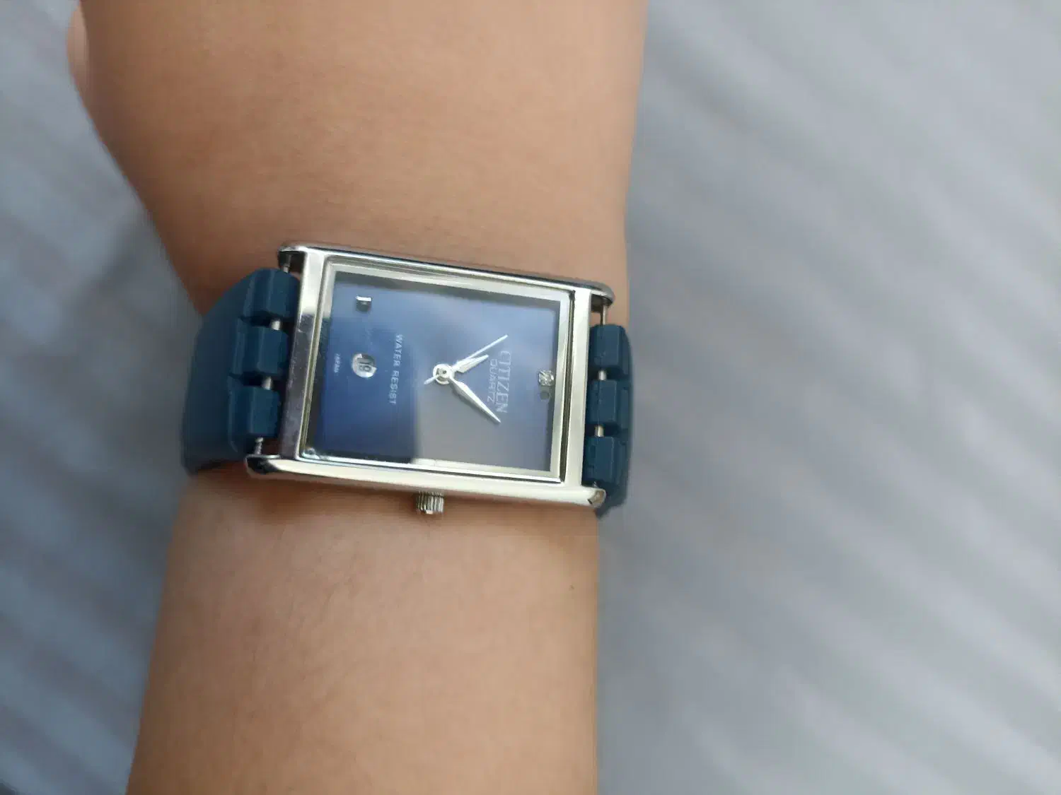 ساعت عطیقه و سکه عطیقه|ساعت|شاهینشهر, عطار|دیوار