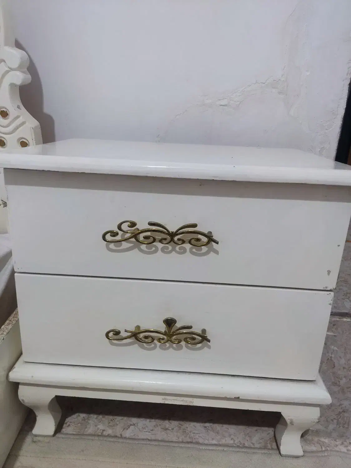 دراور کوچک|جاکفشی، کمد، دراور|رباط‌کریم, کاظم‌آباد|دیوار