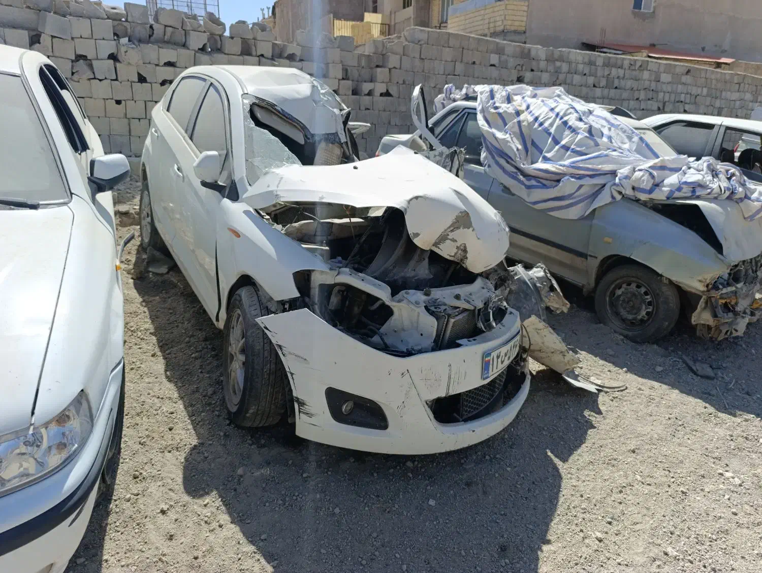 ام وی ام تصادفی|خودرو سواری و وانت|اردل, |دیوار